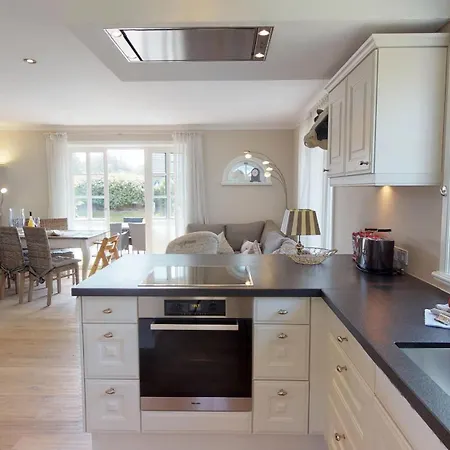 Holiday home Meeresrauschen Wenningstedt-Braderup